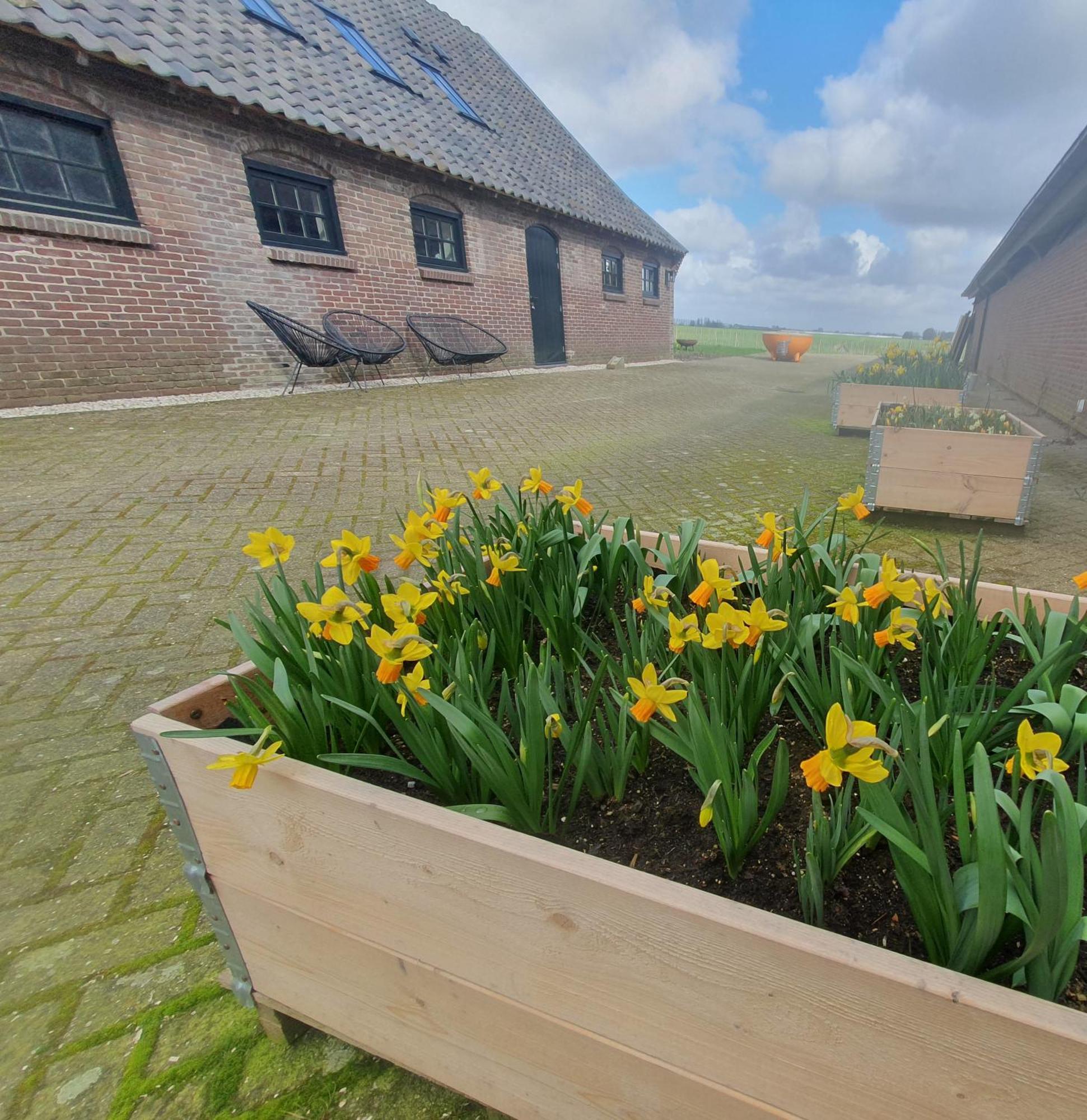 De Wagenloods Bed & Breakfast Alphen aan den Rijn Eksteriør bilde